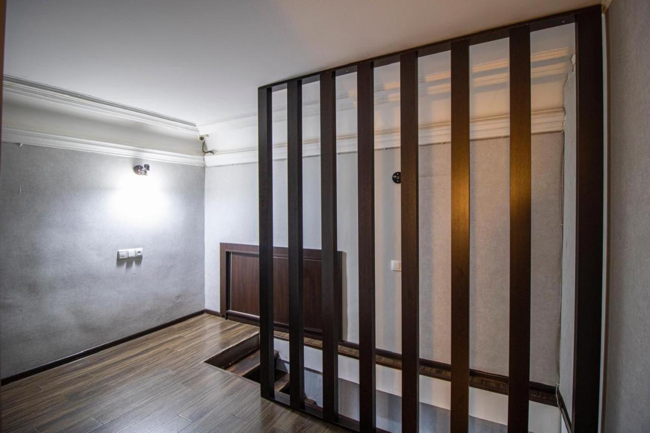 Hotelharmony ティビリシ エクステリア 写真
