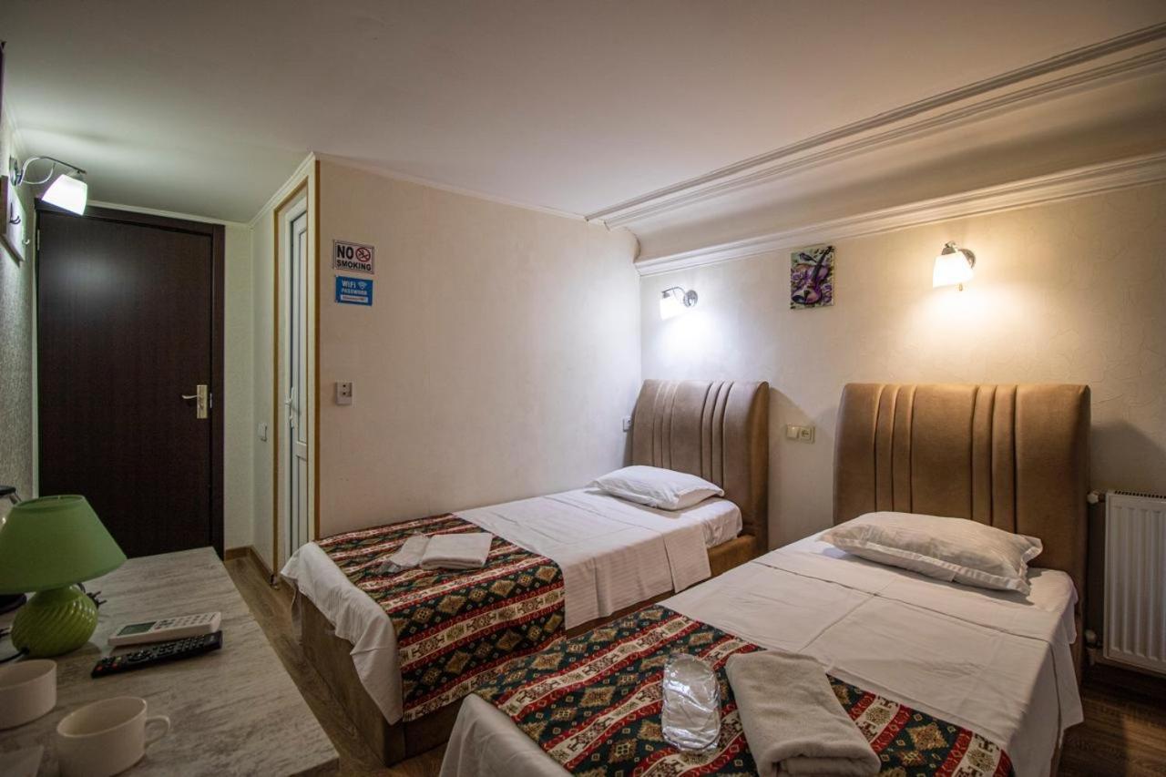 Hotelharmony ティビリシ エクステリア 写真